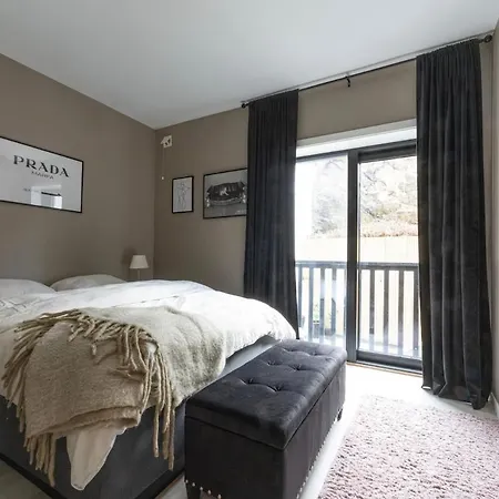 Spectacular 186 Sqm Luxury -prime Location Appartement *