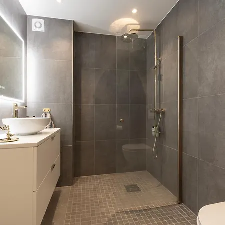 Spectacular 186 Sqm Luxury -prime Location * Ålesund