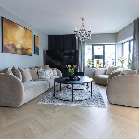 Spectacular 186 Sqm Luxury -prime Location